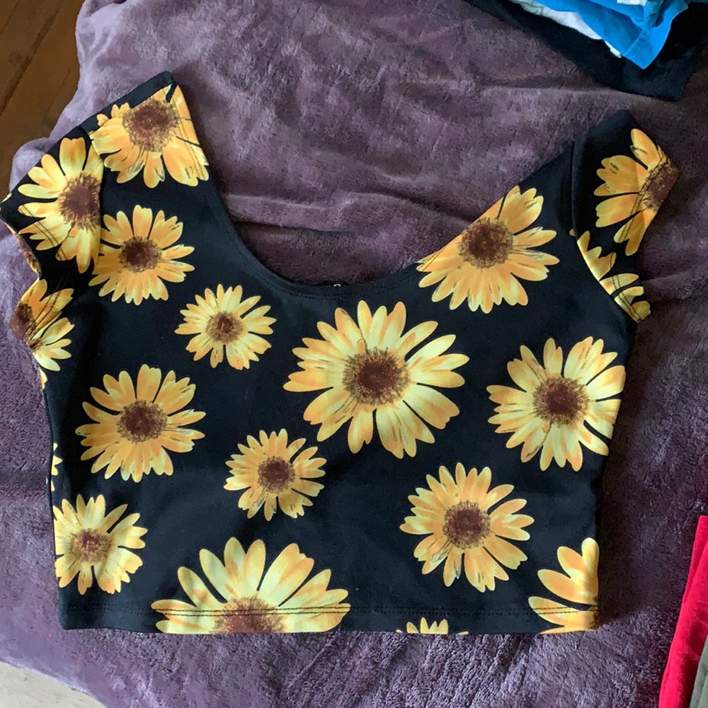 Crop top